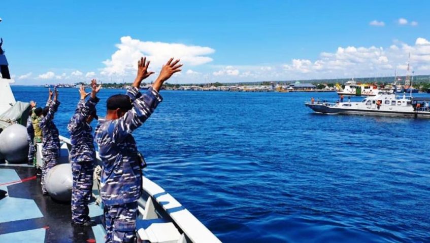 KRI Sampari-628 Ikut Amankan Hari Raya Nyepi di Selat Bali