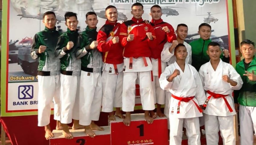 Karateka Yonif 725/Woroagi Sabet Juara di Turnamen Panglima Kostrad