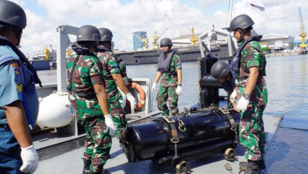 Mantapkan Kemampuan Prajurit, Satran Koarmada II Latihan Perang Ranjau