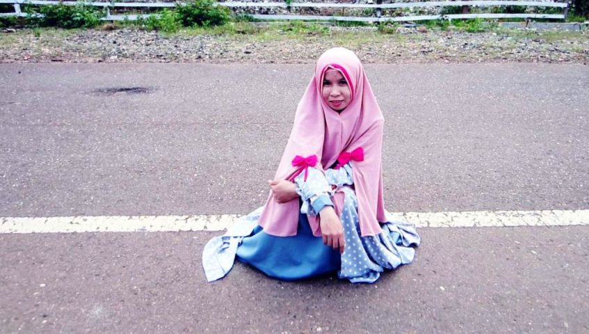 Perintah Jilbab Berasal dari Kalam Allah