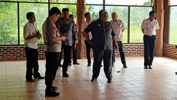 Ali Mazi Prihatin Lapangan Golf Sanggoleo Terlantar