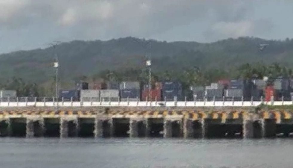 Pelabuhan new Port Pelindo IV di kelurahan Bungku toko yang ditengarai belum memiliki izin Amdal. FOTO : FEBRI