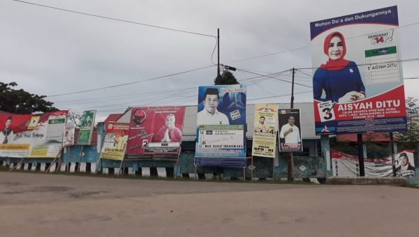 APK di Muna Terpasang Amburadul, Bawaslu Belum Lakukan Penertiban