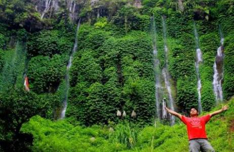 Menelusuri Keindahan Pesona Air Terjun Sumber Pitu di Tumpang Malang