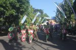 Staf ASN Kodim Probolinggo dengan dandanan Rambo mengikuti kegiatan sepeda ria yang di gelar Perwosi Probolinggo. FOTO : ASL