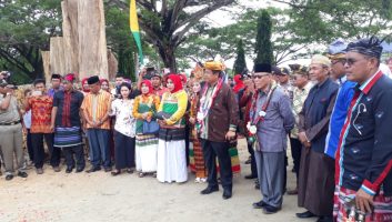 Rumah Adat Barugano Wuna Diresmikan, Plt Gubernur Sultra Apresiasi Bupati