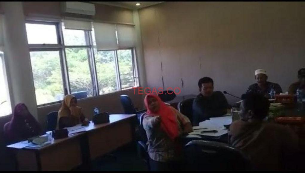 Anggota DPRK Aceh Singkil Usir Wartwan Saat RDP﻿