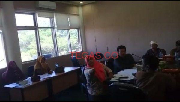 Anggota DPRK Aceh Singkil Usir Wartwan Saat RDP﻿