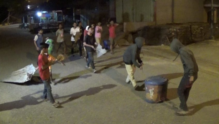 ﻿Barang Bekas Jadi Media Bangun Sahur
