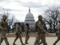 Tentara Garda Nasional berpatroli di dekat gedung Capitol AS menjelang pelantikan Presiden terpilih AS Joe Biden, di Washington, AS, 19 Januari 2021. (Foto: REUTERS/Andrew Kelly)