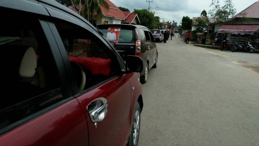 Ratusan Kader PDIP Iringi Pendaftaran Bacaleg ke KPU Butur