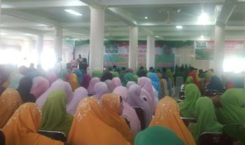 Pengurus Muslimat Nahdatul Ulama Prov. Sultra di Lantik Mensos RI