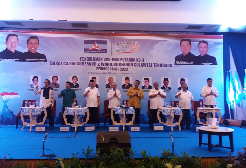 Tujuh Bakal calon Gubernur Sultra menyempaikan visi dan Misi di DPD Partai Demokrat Sultra. FOTO : LM FAISAL