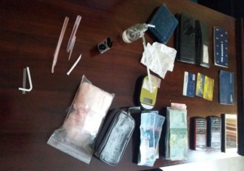 Jadi Pengedar Shabu, Oknum PNS Berinisial AR Dibekuk Polisi