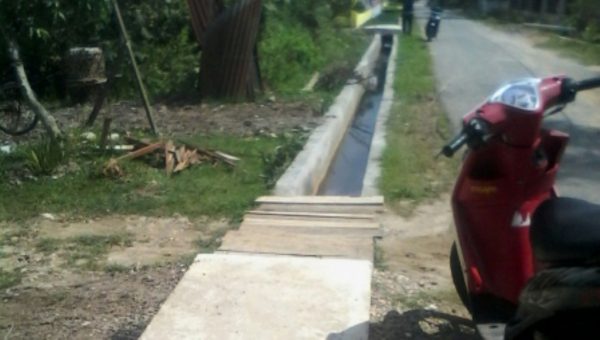 Pembangunan Pelat Beton Desa Kapah Diduga Sarat KKN