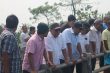 Bupati Jepara Ahmad Marzuki di dampingi Kadis BLH saat meninjau sungai yang tercemar. FOTO : DSW