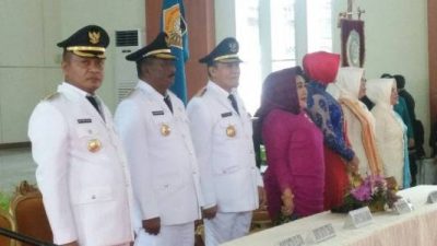Tempat Pelantikan Tidak Muat, Tamu Undangan Saling Dorong
