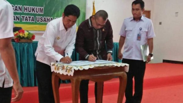 Pemkab Buton dan Kejari Teken MoU Bantuan Hukum