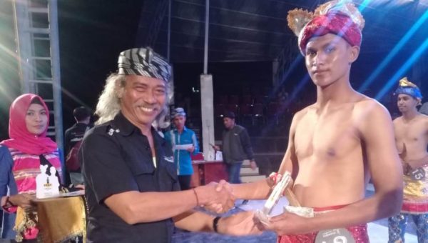 Puncak Acara Festival Budaya Tua Buton Duhadiri Pejabat dari 2 Kementerian