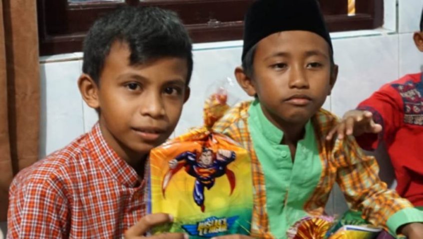 ﻿Mata Kita Buka Puasa Bersama Anak Panti 
