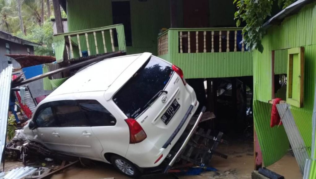 Ribuan Rumah Hancur, 10 Orang Meninggal dan Ratusan Orang Hilang Akibat Banjir