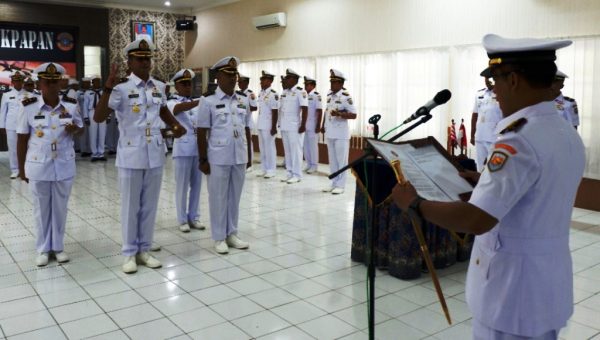 Dan Satkor Koarmada II Pimpin Setijab Dua Komandan KRI