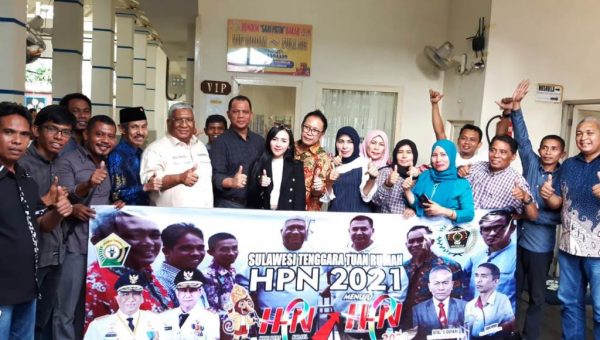 PWI Baubau Semarakkan HPN 2020 di Banjarmasin