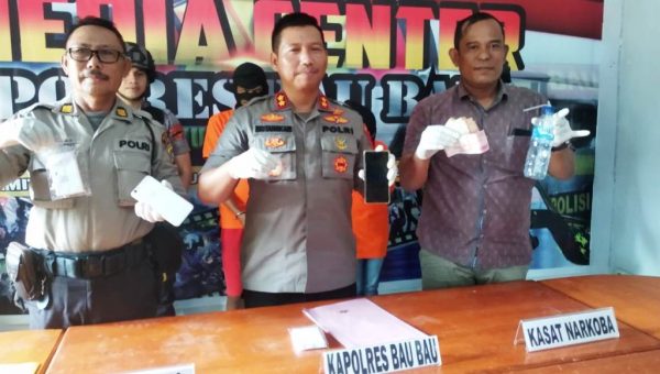 Polres Baubau Tangkap Ojek Pengguna Sabu beserta Pengedarnya