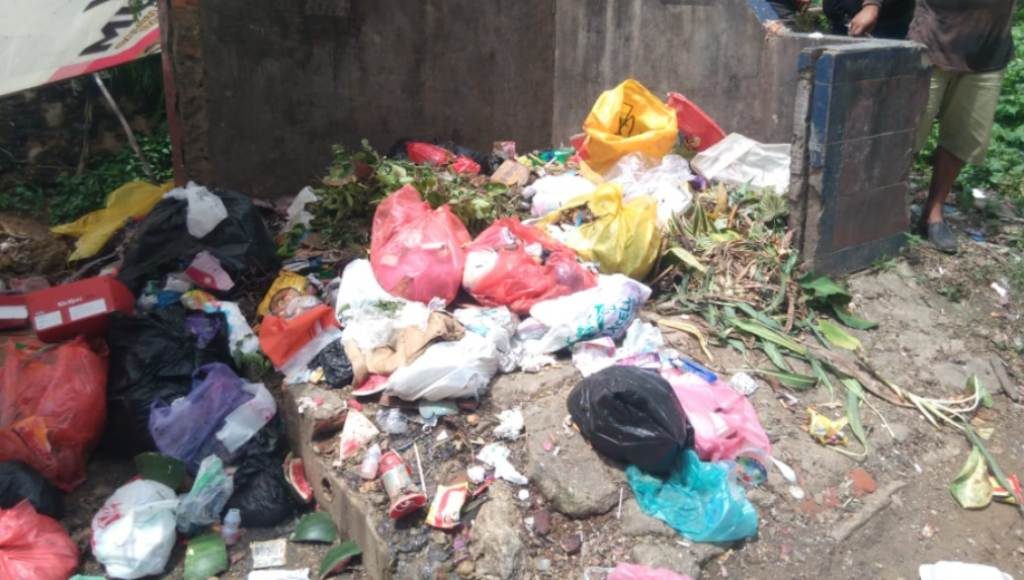 Viral, Bayi Perempuan Baru Lahir Dibuang di Tempat Sampah