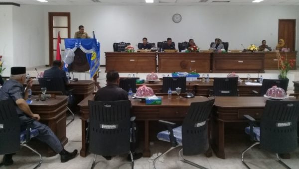 APBD Tahun 2019, Berhasil Disidang Paripurnakan DPRD dan Pemkab Buton