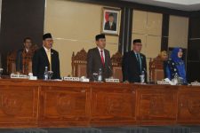 DPRD, Pemda Serta Masyarakat Konsel Dengarkan Bersama Pidato Kenegaraan Presiden RI