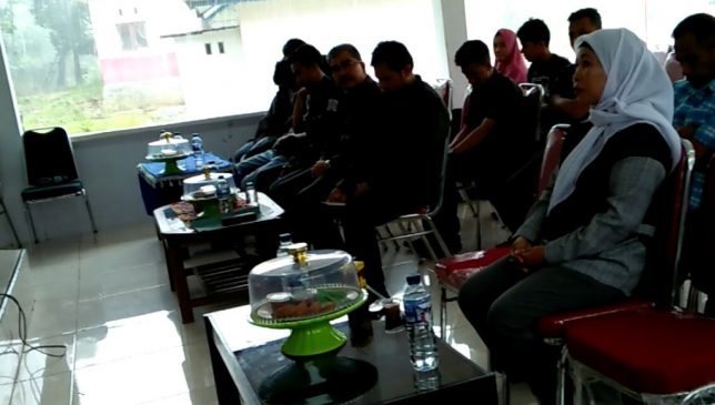Bupati Buton Utara Buka Dialog Publik bersama Paguyuban Mahasiswa Kulbar