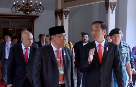 Presiden RI Ir. H. Joko Widodo dalam suatu acara di Surakarta. FOTO :BEY MACHMUDIN