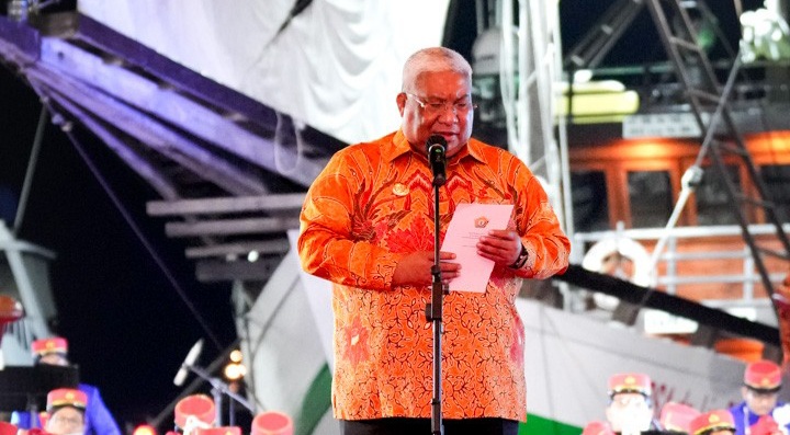 Gubernur Ali Mazi