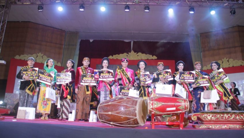 Adhi Satria dan Sekar Mentari Terpilih Duta Wisata Jateng 2017