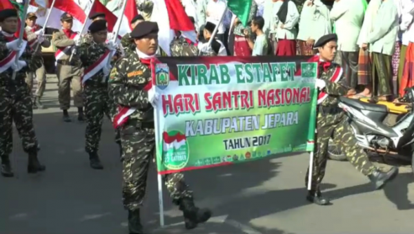 Kirab Estafet dan Parade Marchingband Hari Santri