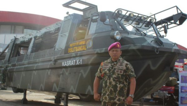 Perwira Angkatan Laut Asal Jepara Penggagas Jip Amfibi