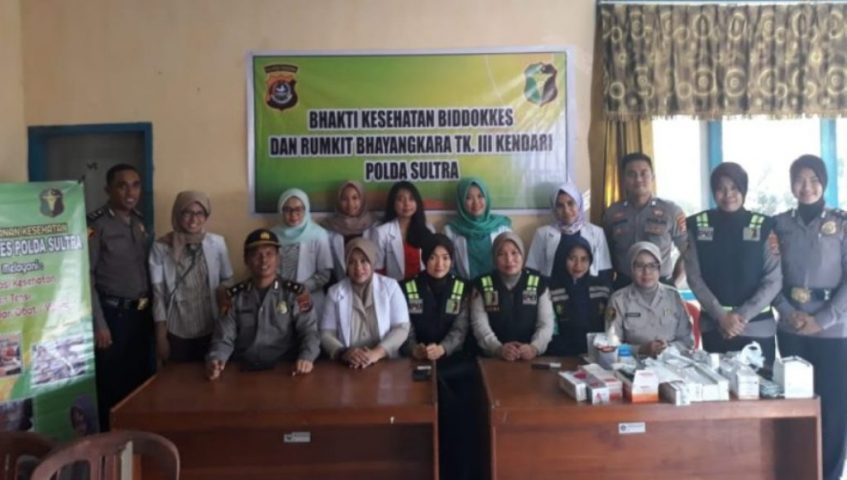Biddokkes Polda Sultra Gelar Cek Kesehatan Gratis di Gunung Jati