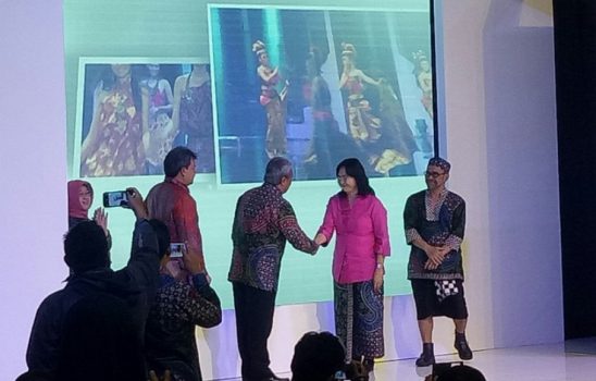 Jogja Fashion Week JFW ke-12 kembali digelar di Kota Yogyakarta, yang akan berlangsung selama lima hari mulai tanggal 23-27 Agustus 2017 bertempat di Jogja Expo Center JEC. FOTO : NADHIR ATTAMIMI