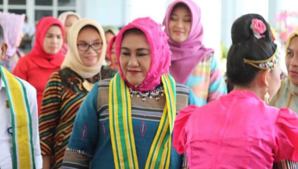 Peserta Membludak, Tina Nur Alam Apresiasi Pemda Muna