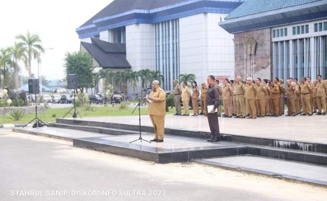 Apel Gabungan Pemprov Sultra, Ali Mazi Minta ASN Tingkatkan Spirit Kerja