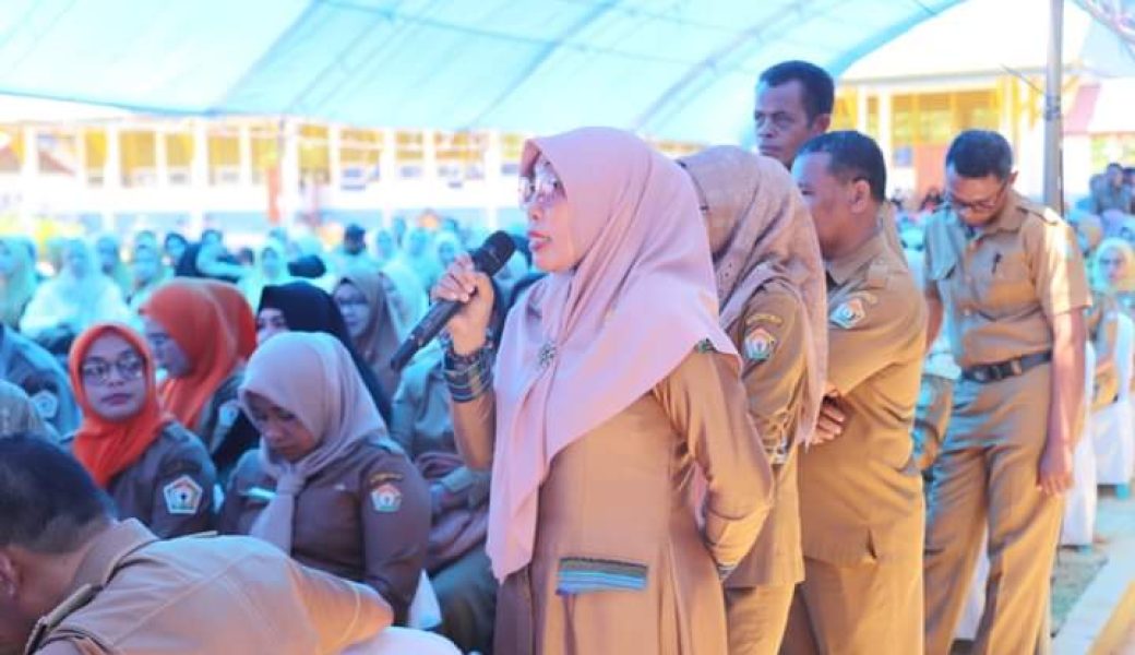 Gubernur Ali Mazi