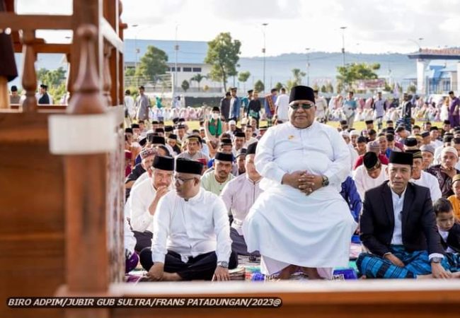 Salat Idul Fitri, Ali Mazi Pilih di Pasarwajo dan Lukman Abunawas di Tanah Suci Mekkah