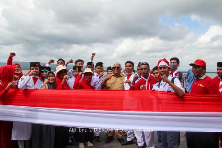 Bendera merah putih 