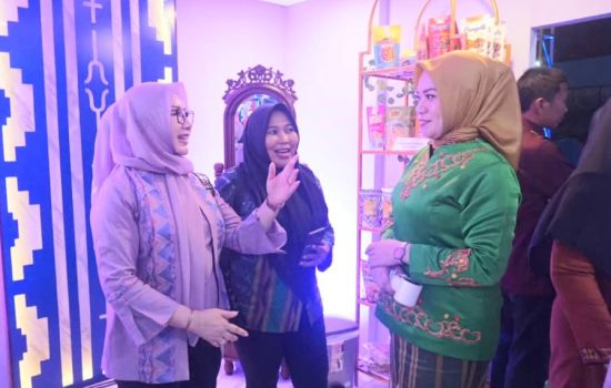 Partisipasi Pemkot Kendari dalam Pameran HUT ke-61 Sulawesi Tenggara