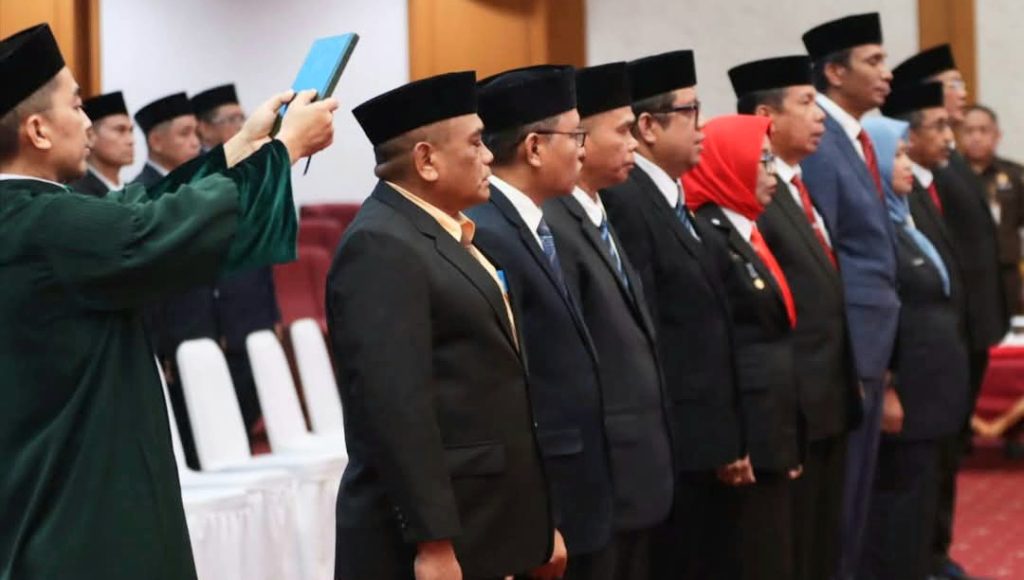 13 Pejabat Pimpinan Tinggi Pratama Pemprov Sultra Dilantik, Gubernur Tekankan Amanah dan Kinerja