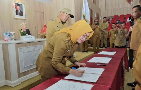 Pemkot Kendari Teken Perjanjian Kinerja, Dorong Inovasi dan Pelayanan Publik