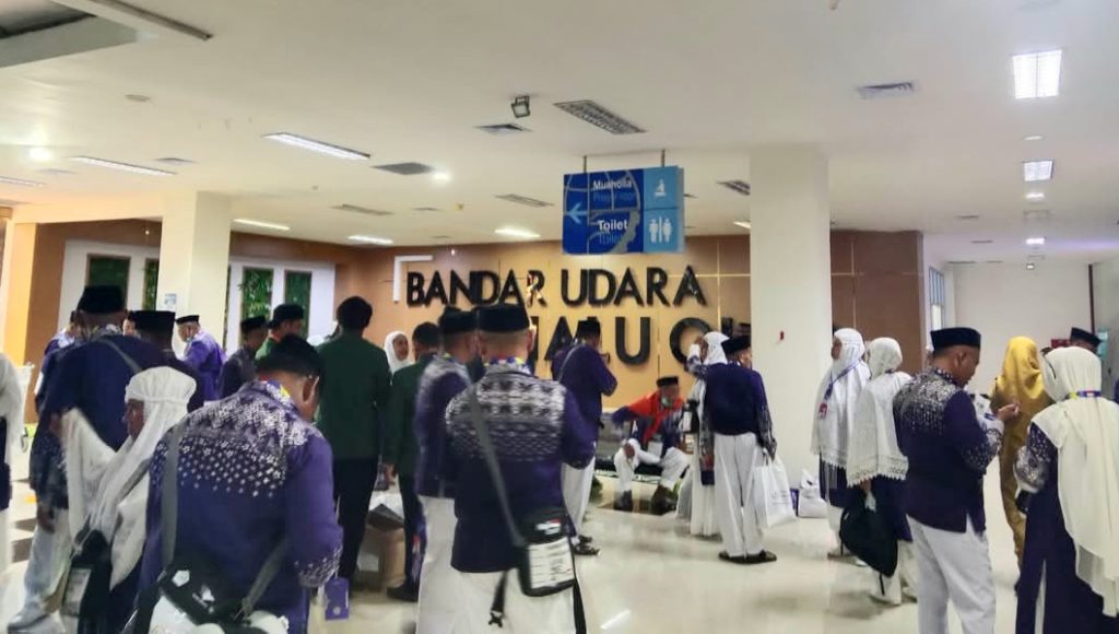 1.145 Jamaah Haji Sultra Berangkat Menuju Tanah Suci