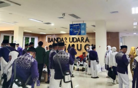 1.145 Jamaah Haji Sultra Berangkat Menuju Tanah Suci&nbsp;