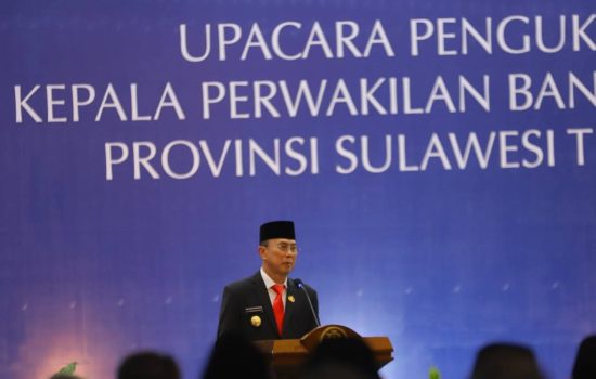Gubernur Hadiri Pengukuhan Kepala BI Sultra